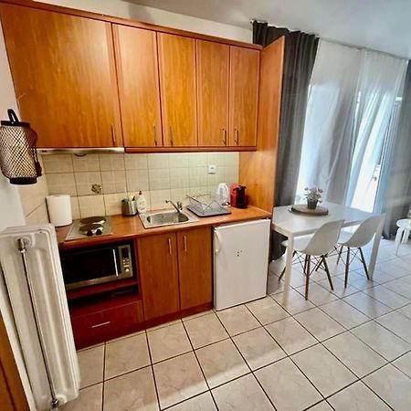 Appartamento Modern Studio large veranda -metro station Suggrou Atene Esterno foto
