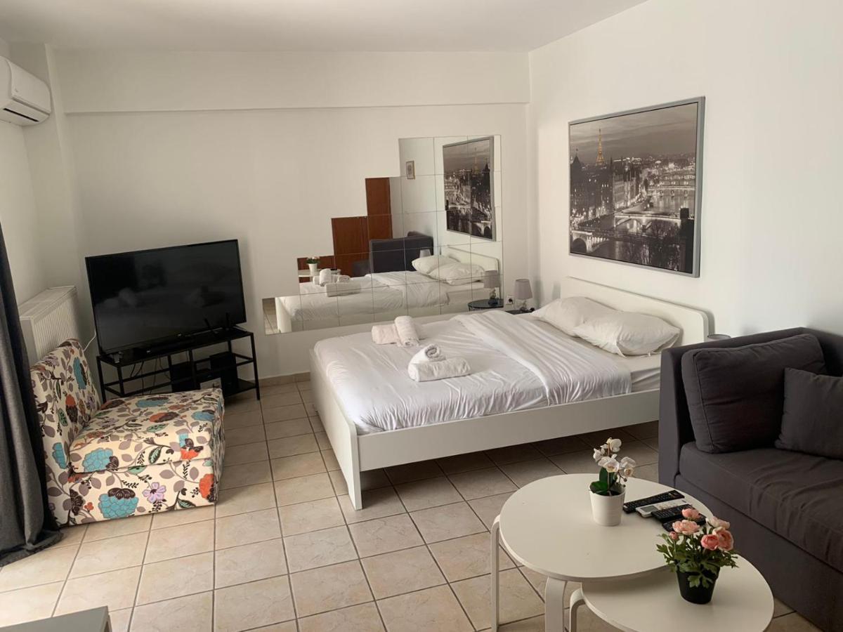Appartamento Modern Studio large veranda -metro station Suggrou Atene Esterno foto
